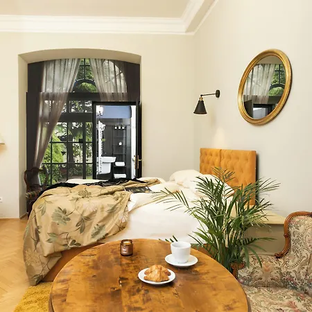Otium Old Town Boutique-2